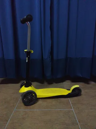 Patinete Oxelo B1 3 Ruedas Amarillo