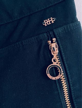 Pantalones verdes ajustados cremallera dorada tall