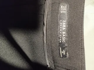 Falda negra con perlas