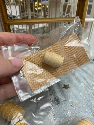 Scaffale per Casa delle Bambole