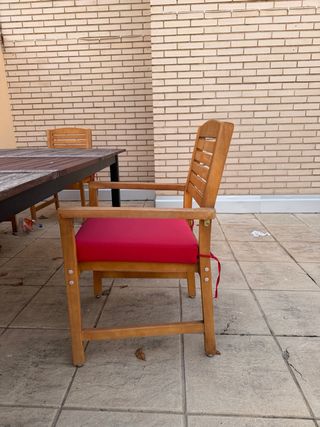 Mesa de terraza y jardín y sillas