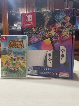 Nintendo Switch OLED + Mario Kart 8 Deluxe