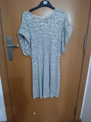 Vestido de fiesta lentejuelas plateadas Talla M
