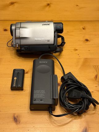 Videocámara Sony Handycam DCR-TRV7E MiniDV