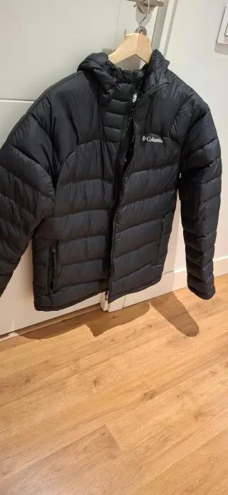 Chaqueta Columbia 100% Pluma 650 Cuins Negra
