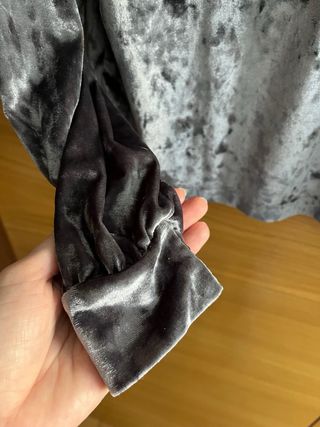 Jersey Stradivarius terciopelo gris