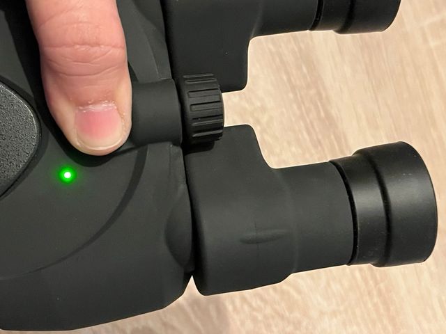 Prismatici Canon 10x30 IS II