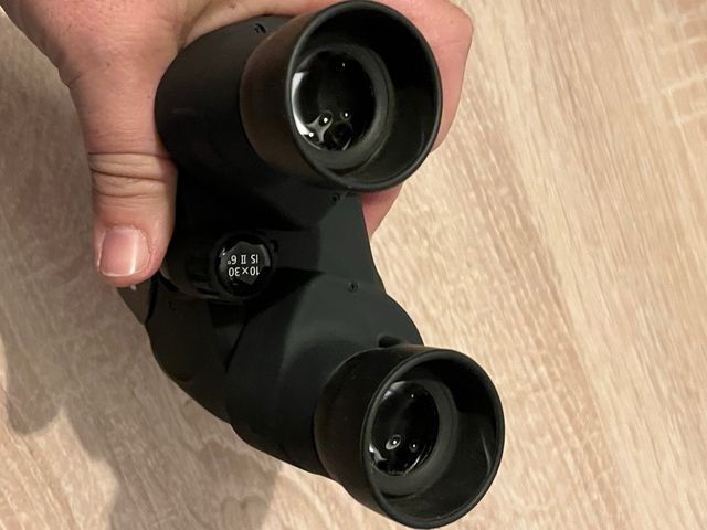 Prismatici Canon 10x30 IS II