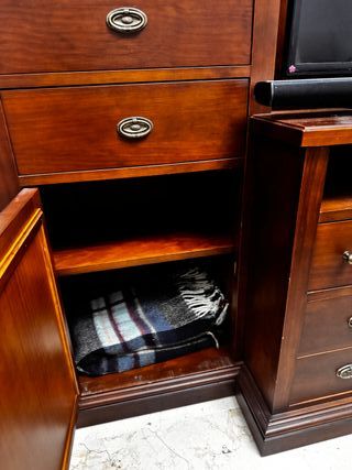 Mueble TV salón madera y cristal