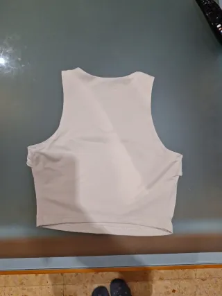 Top SHEIN beige con abertura pecho Talla M