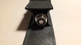 Estuche Montblanc 1 bolígrafo gris