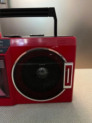 Radiocasete International AK-21 Rojo