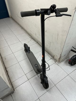 Patinete Xiaomi Mi Essential Negro