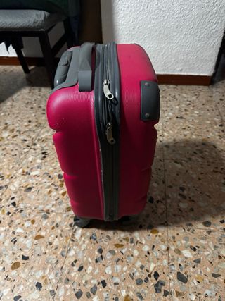 Maleta de mano rosa