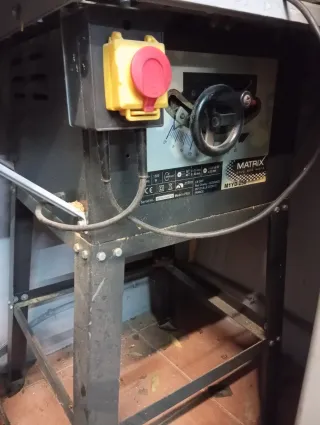 Sierra de mesa para carpintería