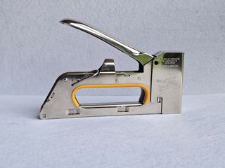 Grapadora Metálica Rapid Pro R23