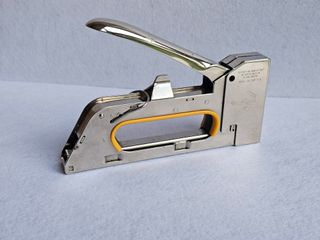 Grapadora Metálica Rapid Pro R23