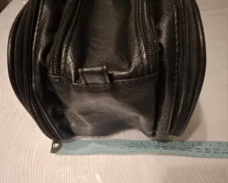 Beauty Case da viaggio in similpelle nera