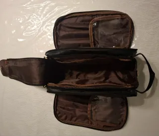 Beauty Case da viaggio in similpelle nera