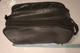 Beauty Case da viaggio in similpelle nera