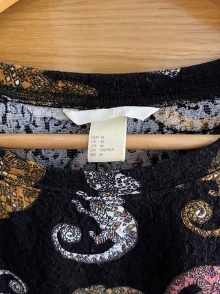 Jersey H&M camaleones multicolor