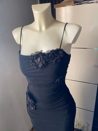 Abito lungo nero con fiori