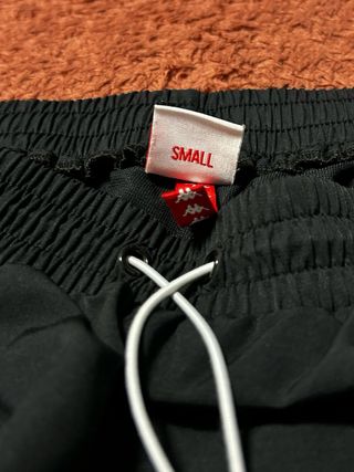 Pantalones Kappa Negros y Blancos