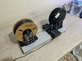Bobinatrice per filamenti di stampa 3D motorizzata