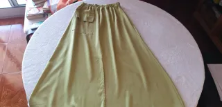 Conjunto falda y blusa verde