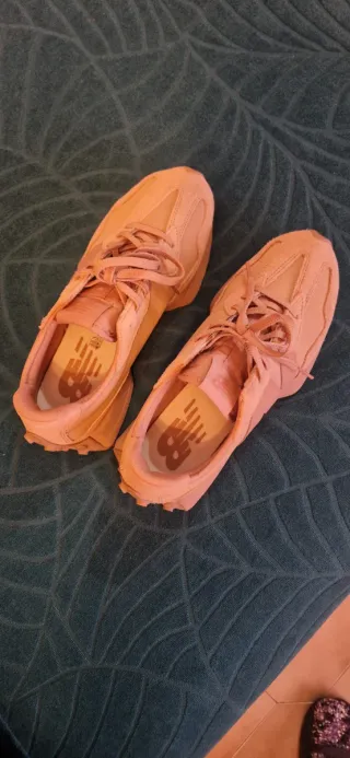 Zapatillas New Balance Beige/Rosa