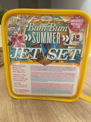 Set Cuidado Corporal Sol de Janeiro sin estrenar