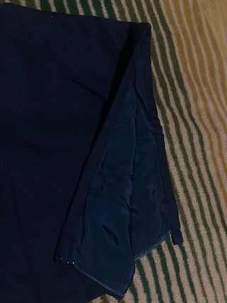 Falda negra hecha a medida