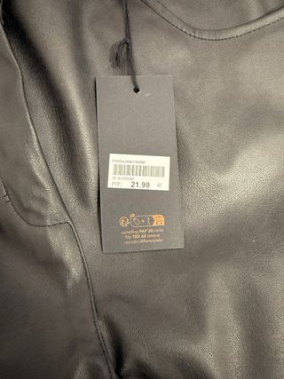 Pantalones polipiel negros anchos