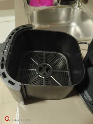 Freidora de aire casi nueva