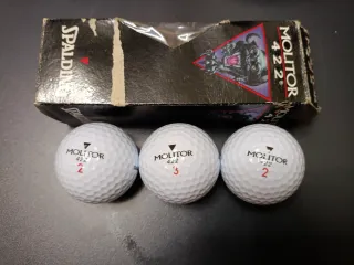 Pelotas de Golf Spalding Molitor 422 (3 Unidades)
