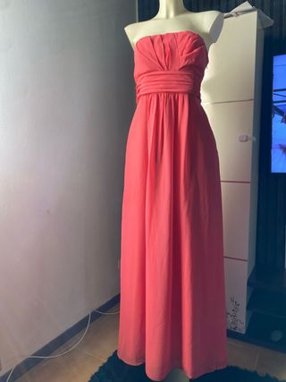 Abito lungo senza spalline rosa