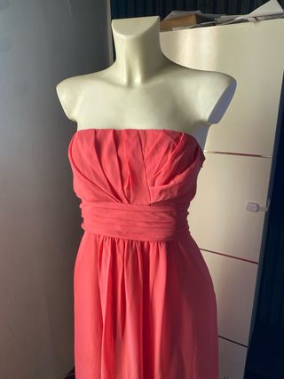 Abito lungo senza spalline rosa