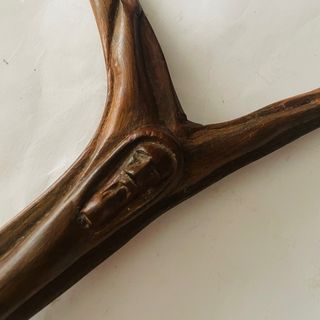 Crucifijo tallado madera