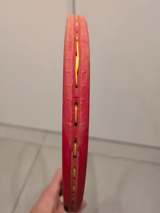 Raqueta Yonex Vcore 98