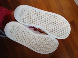Zapatillas Adidas Blancas y Rosas