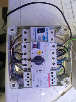 Caja de control motores