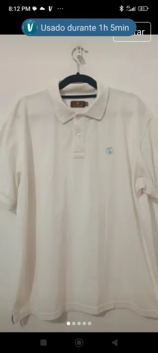 Polo blanco de hombro
