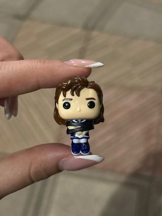 Figuras Steve y Robin Kinder Joy