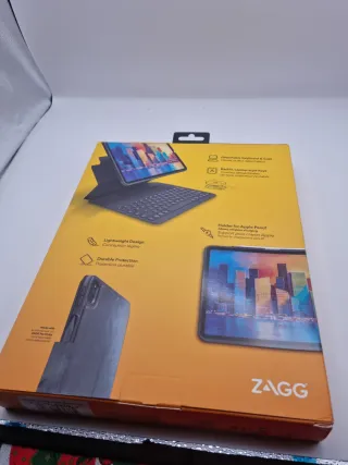Teclado ZAGG Retroiluminado para iPad