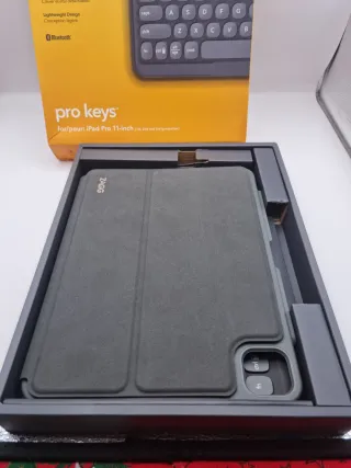 Teclado ZAGG Retroiluminado para iPad