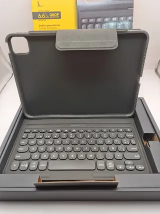 Teclado ZAGG Retroiluminado para iPad