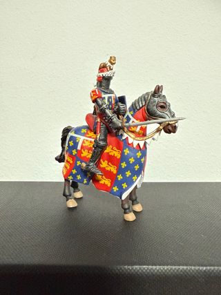 Figura de plomo caballero medieval