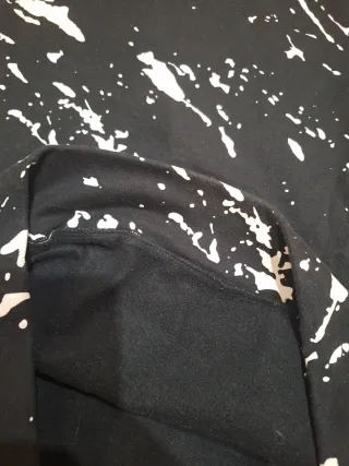 Sudadera GoodForNothing Talla M Negra y Blanca