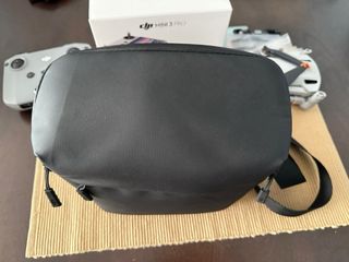 DJI Mini 3 Pro Drone + Fly More Kit (con RC-N1)