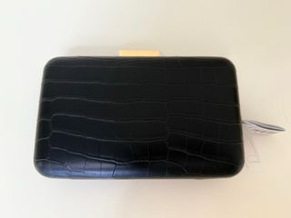 Bolso de mano o clutch, tipo croco, negro, Parfois